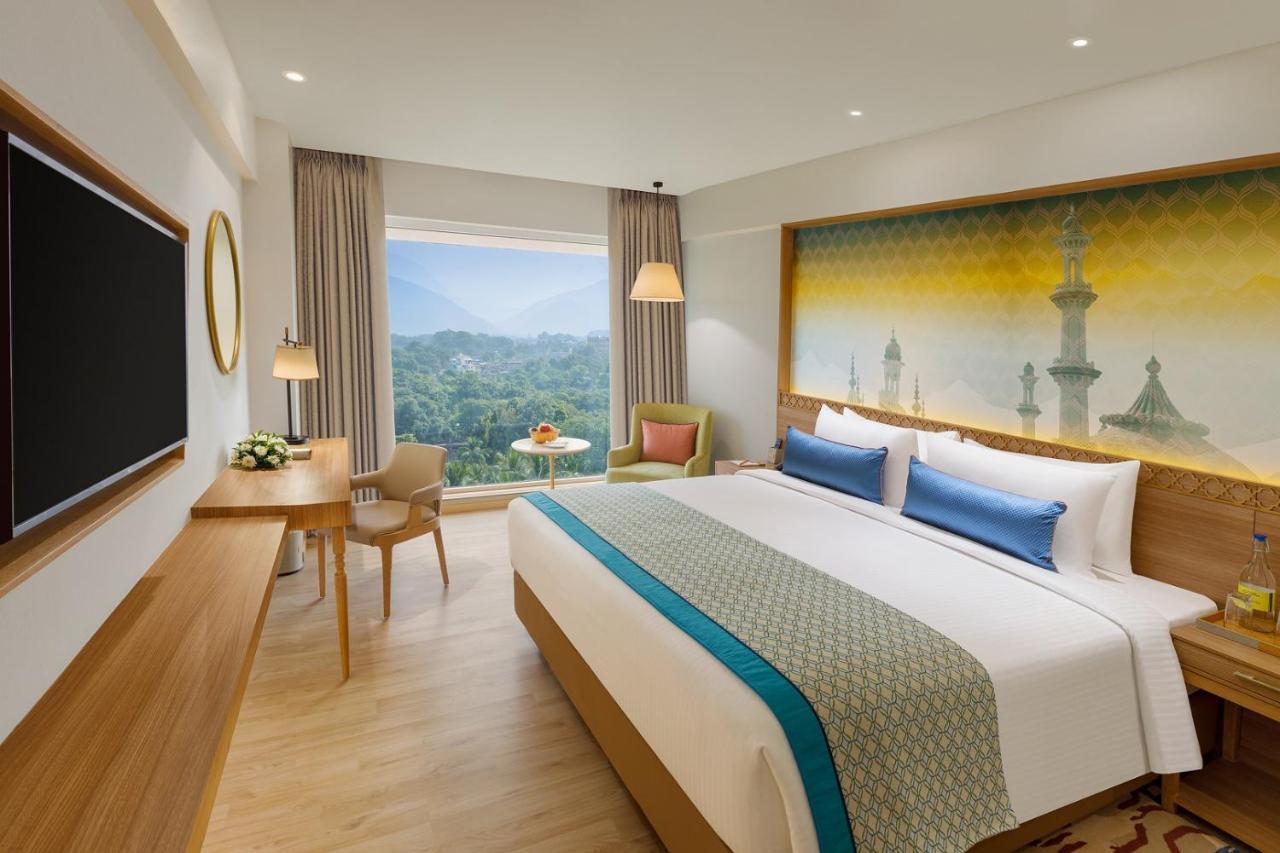 Bellevue Sarovar Premiere 朱纳格特 外观 照片