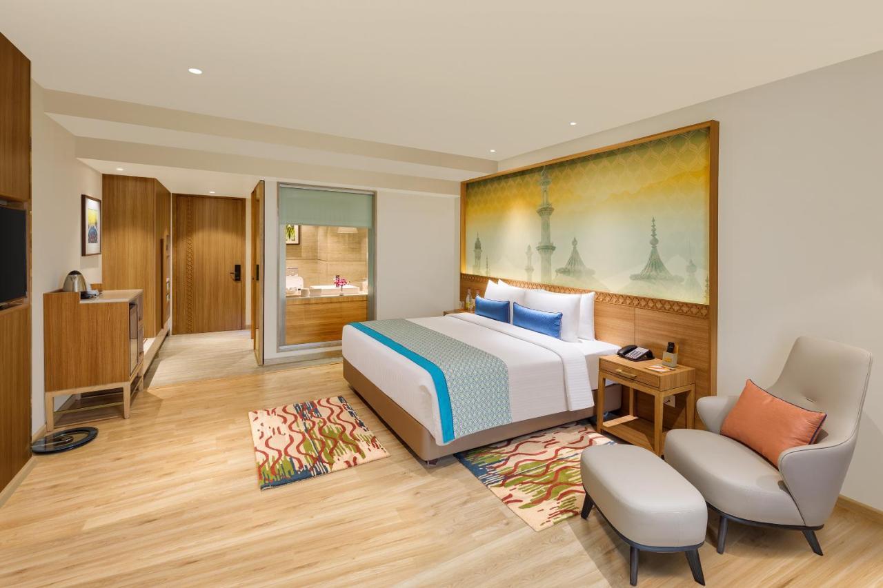 Bellevue Sarovar Premiere 朱纳格特 外观 照片
